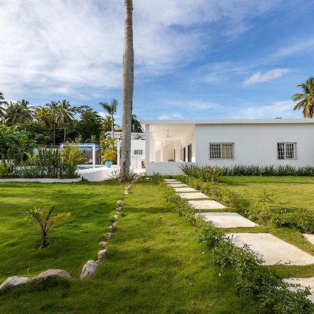 Maria Juana, Hostal Las Terrenas Exterior photo